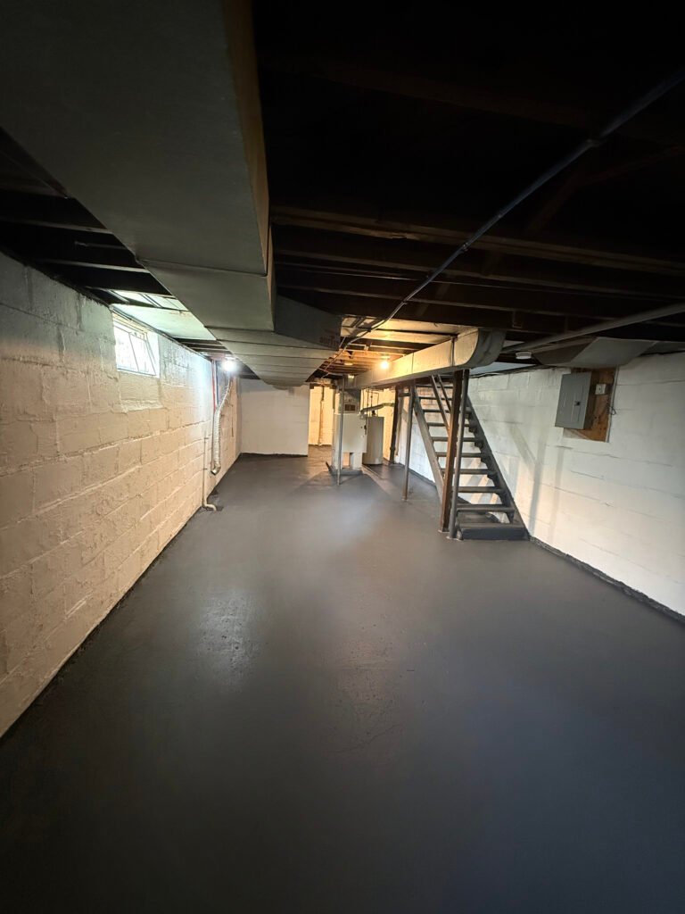 816 W Indianola Ave-12