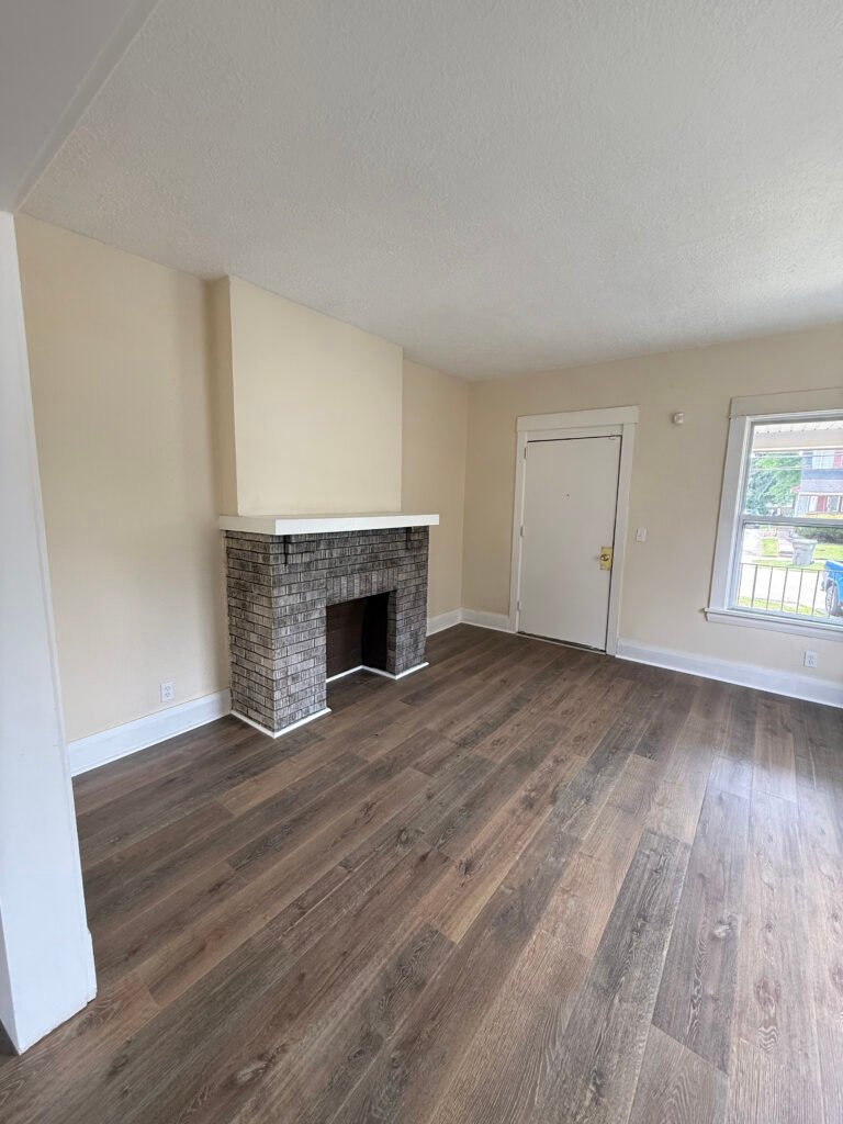 816 W Indianola Ave-3